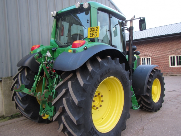 John Deere 6930