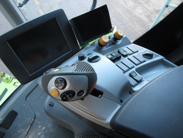 Claas Lexion 660