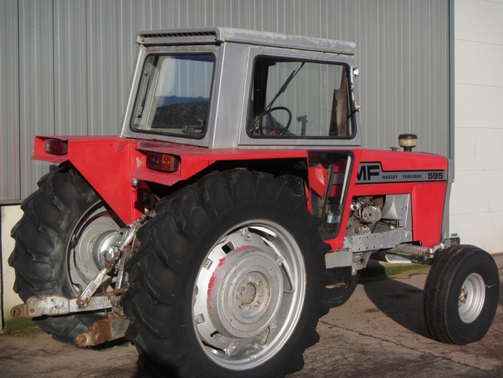 Massey Ferguson 595
