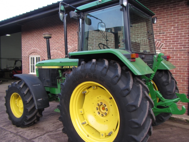 John Deere 3650