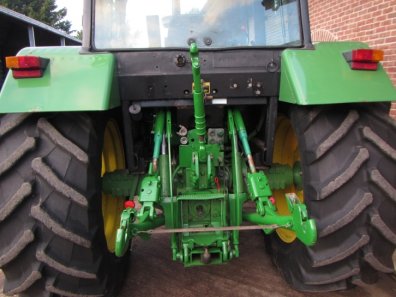 John Deere 3650