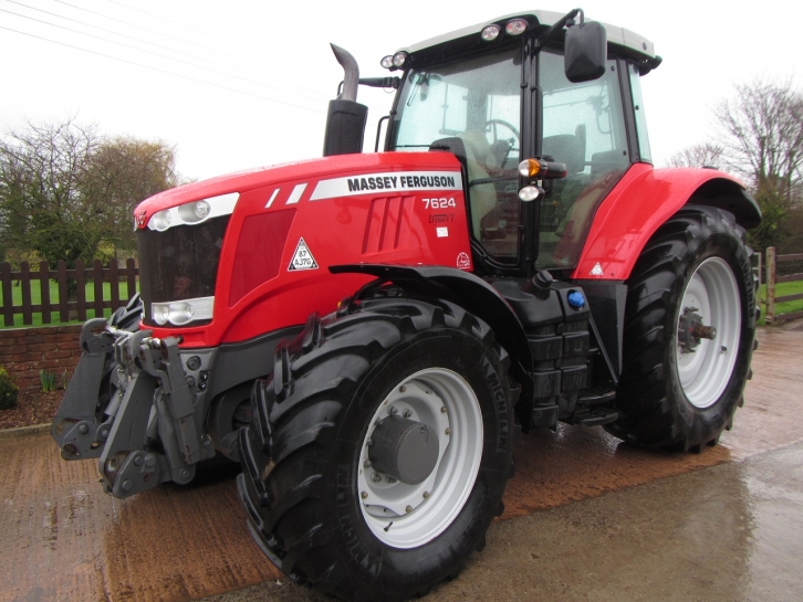 Massey Ferguson 7624 Exclusive