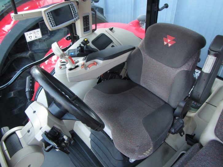 Massey Ferguson 7624 Exclusive