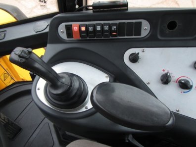 JCB 434S
