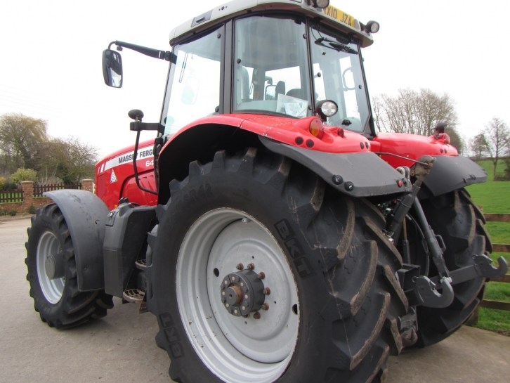 Massey Ferguson 6499