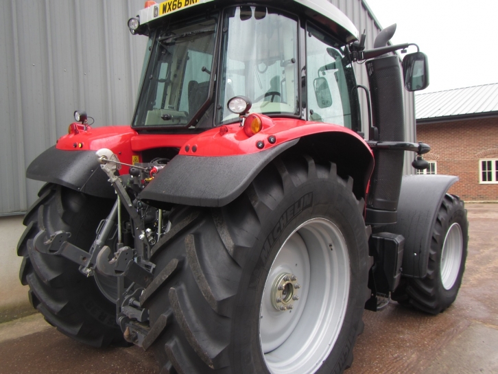 Massey Ferguson 7718 Efficient