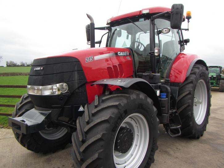 Case Puma 215
