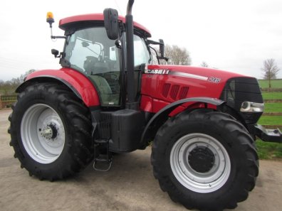 Case Puma 215