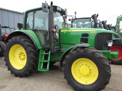 John Deere 6630
