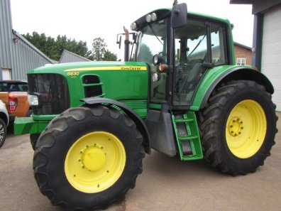 John Deere 6630