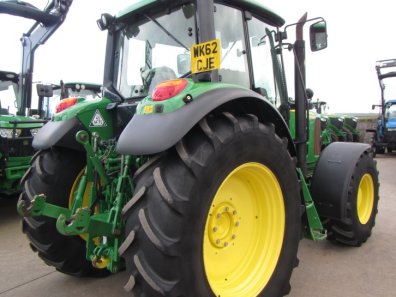 John Deere 6630