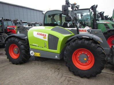Claas Scorpion 7044