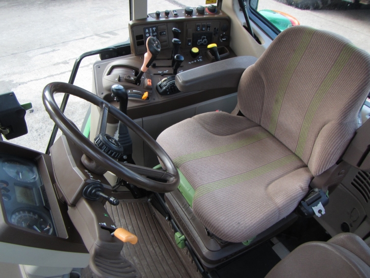 John Deere 6420S