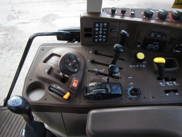 John Deere 6420S