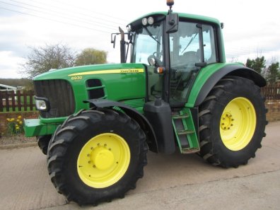 John Deere 6930