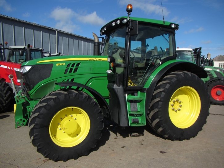 John Deere 6150R