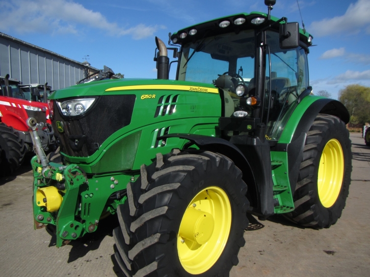 John Deere 6150R