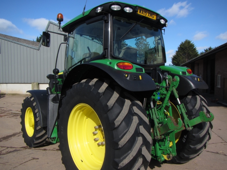 John Deere 6150R