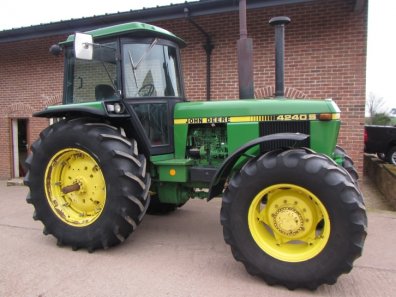 John Deere 4240S