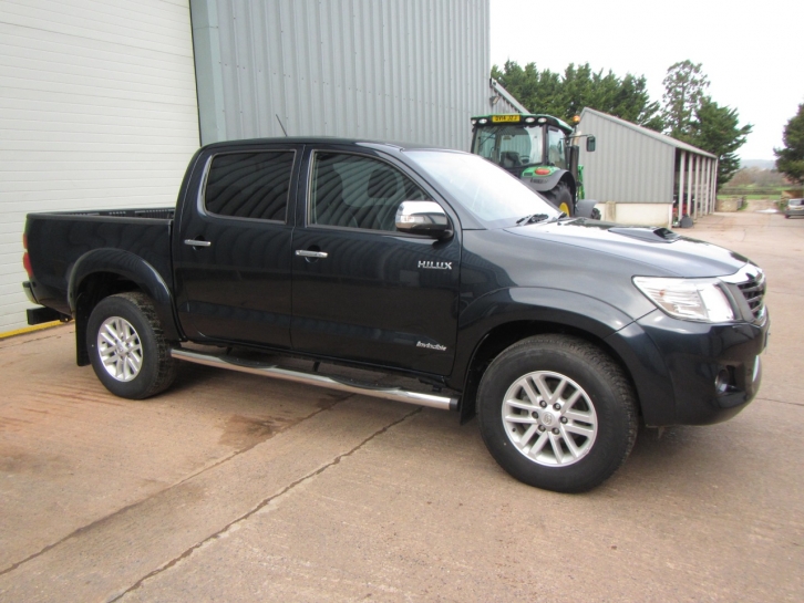Toyota Hi-Lux Invincible 3.0LT