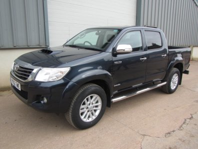 Toyota Hi-Lux Invincible 3.0LT