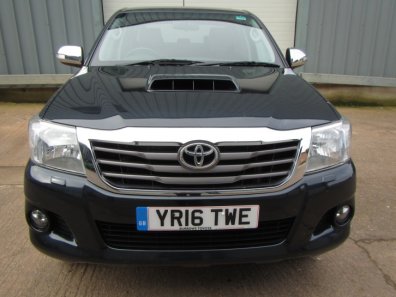 Toyota Hi-Lux Invincible 3.0LT