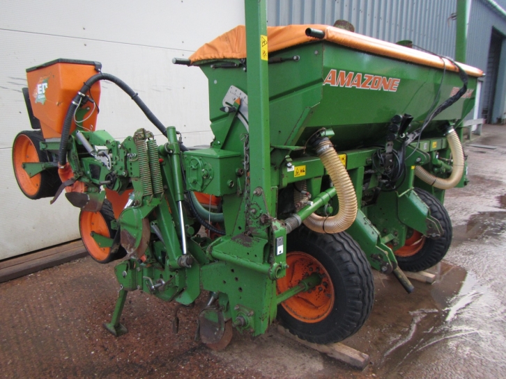 Amazone ED 452-K 6 row maize drill