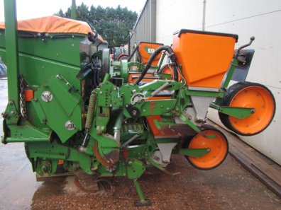 Amazone ED 452-K 6 row maize drill
