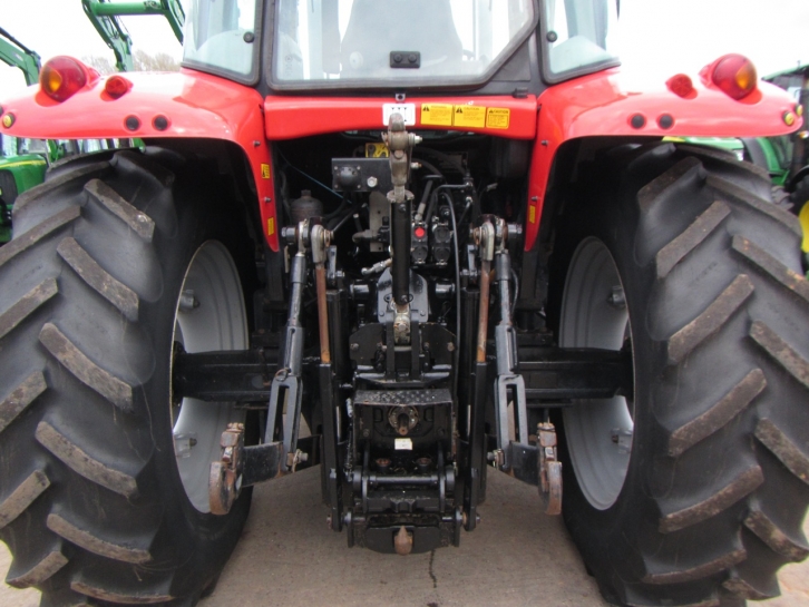 Massey Ferguson 6465