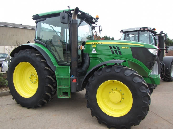 John Deere 6150R