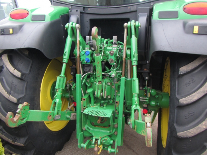 John Deere 6150R