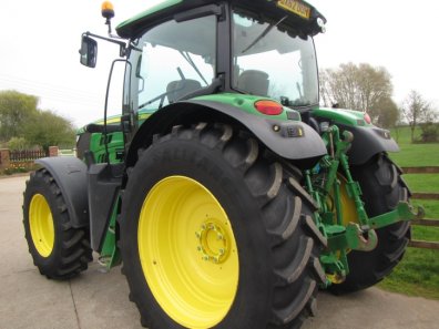 John Deere 6150R