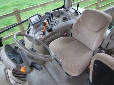 John Deere 6140R