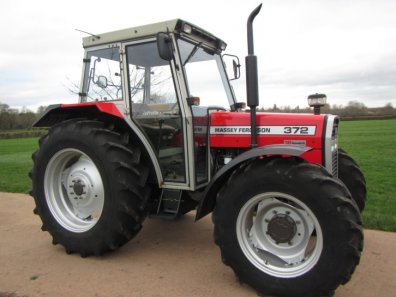 Massey Ferguson 372