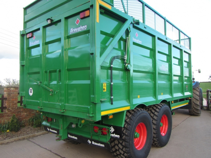 Broughan 18 ton silage trailer