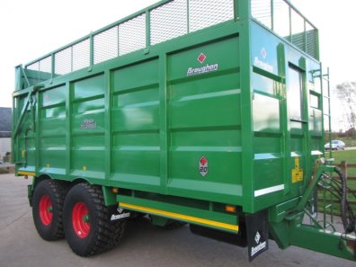 Broughan 18 ton silage trailer