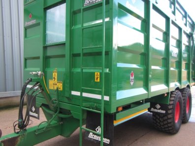 Broughan 18 ton silage trailer