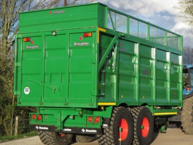 Broughan 18 ton silage trailer
