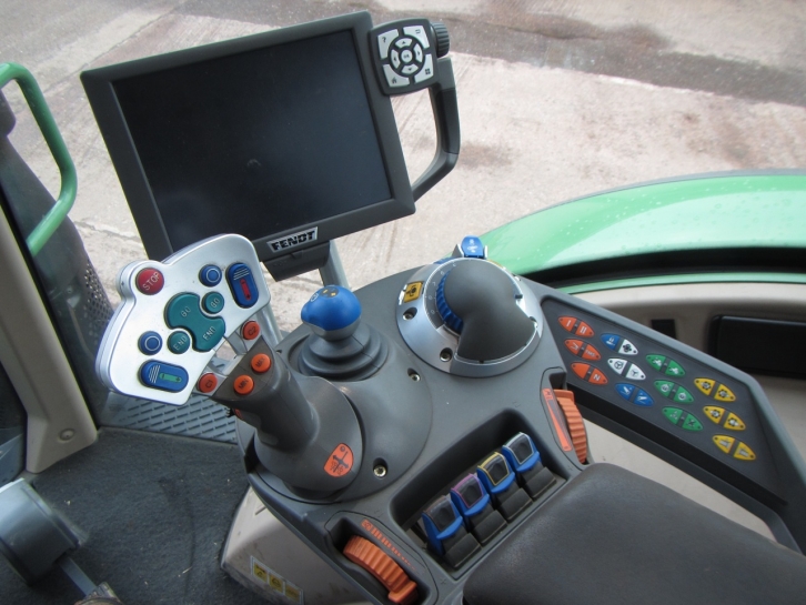 Fendt 718 Profi