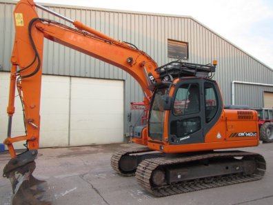 Doosan DX140LC digger
