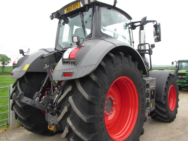 Fendt 828 Profi-Plus