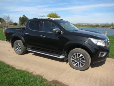 Nissan Navara NP 300 double cab pickup
