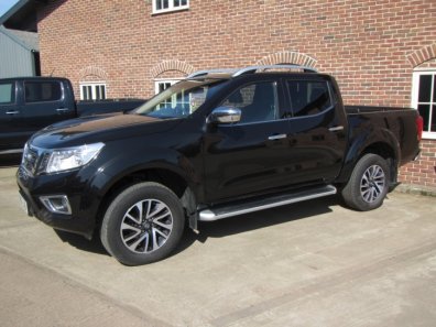 Nissan Navara NP 300 double cab pickup