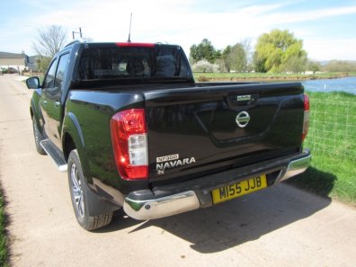 Nissan Navara NP 300 double cab pickup