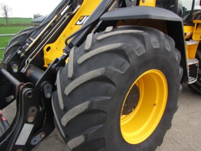 JCB 418S