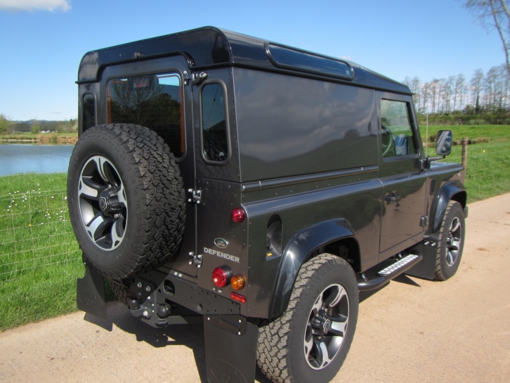 Land Rover Defender 90 XS Hardtop 2.2 TDCI