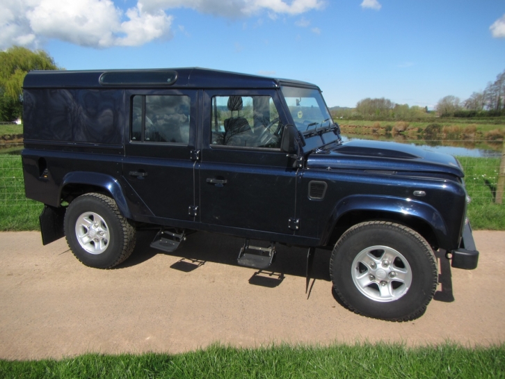Land Rover 110 Utility Station Wagon 2.2 TDCi