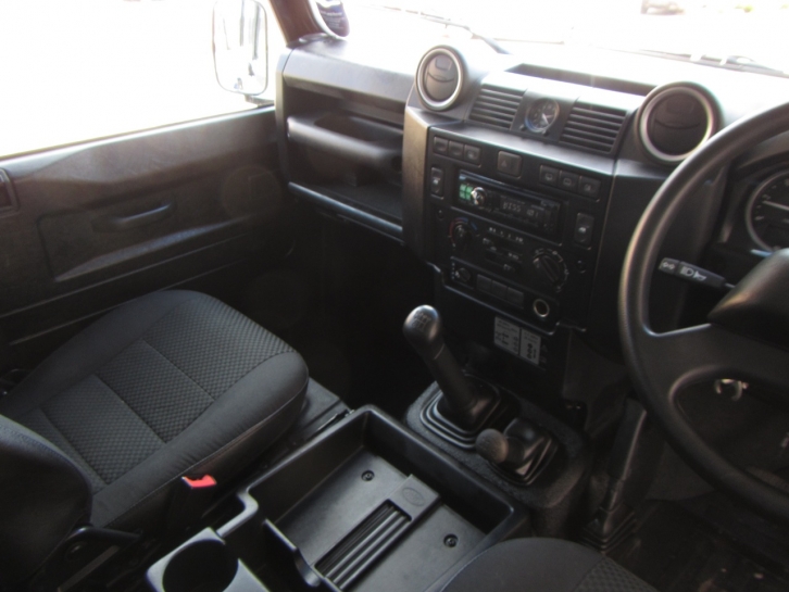 Land Rover 110 Utility Station Wagon 2.2 TDCi