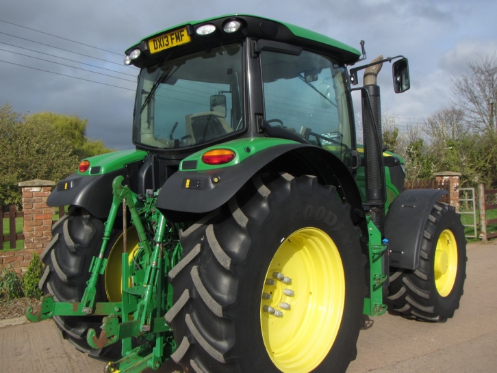 John Deere 6140R