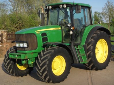 John Deere 6630